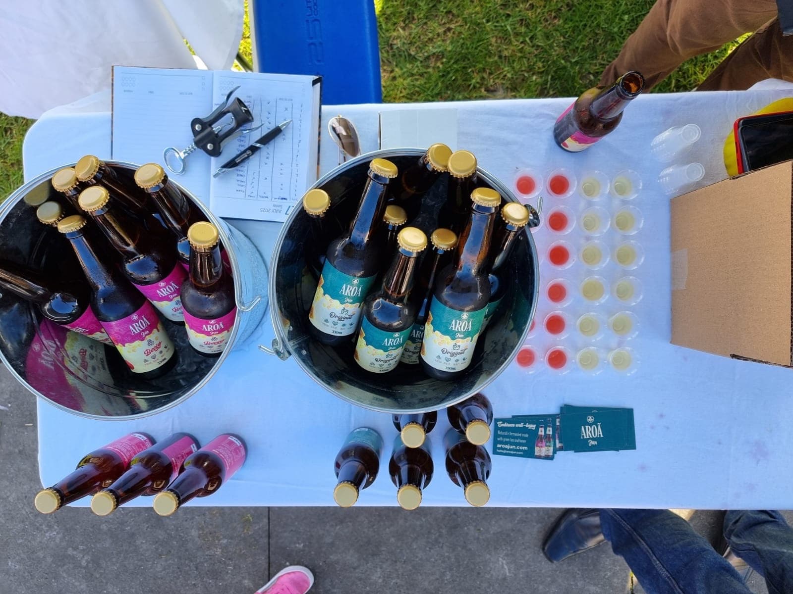 Aroā Jun Beverage Background